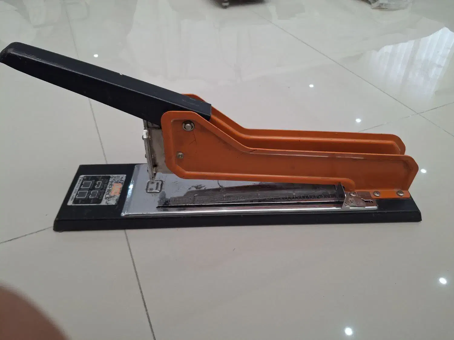 منگنه کوب مکس ژاپنی منگنه مکس ژاپنی اصل|لوازم التحریر|مشهد, کارمندان دوم|دیوار