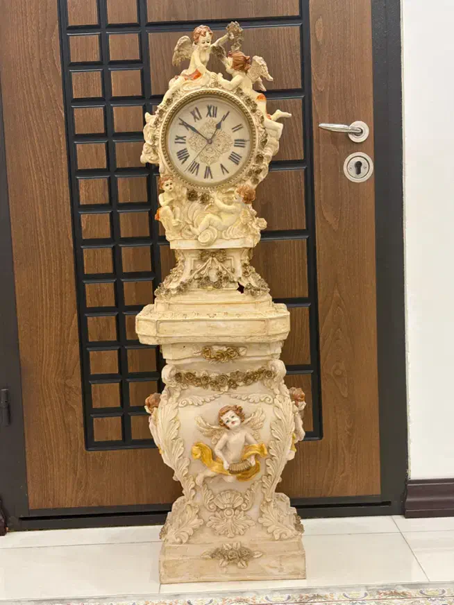 ساعت ایستاده|ساعت دیواری و تزئینی|قم, باغ کرباسی|دیوار