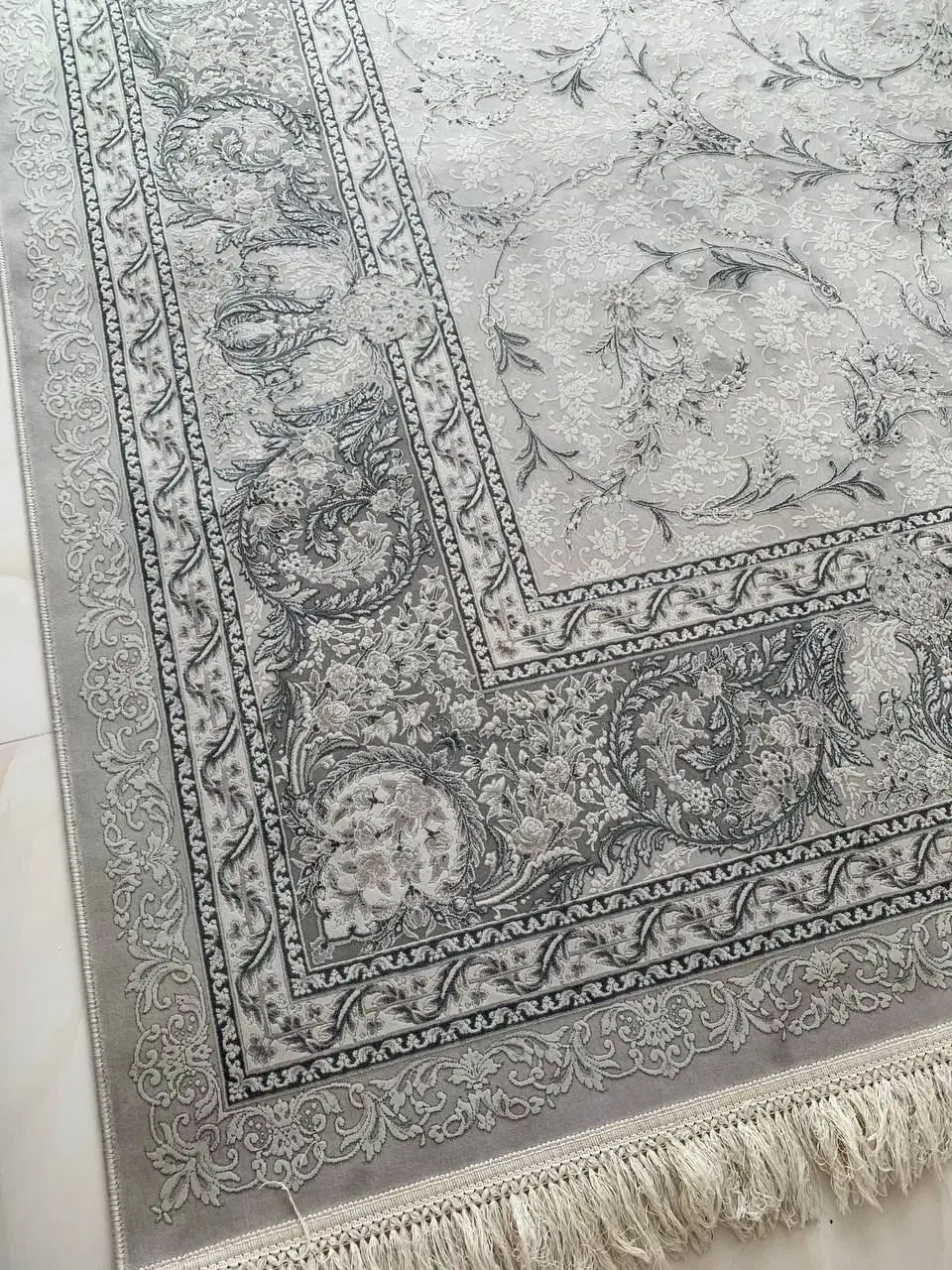 فرش ۹ متری ۱۲۰۰ شانه در حد نو نو بسیار تمیز|فرش|تهران, جلیلی|دیوار