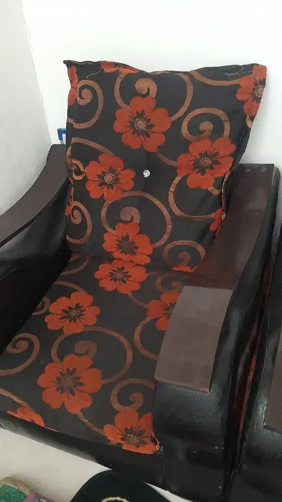 مبل ۷نفره|مبلمان خانگی و میز عسلی|زاهدان, |دیوار