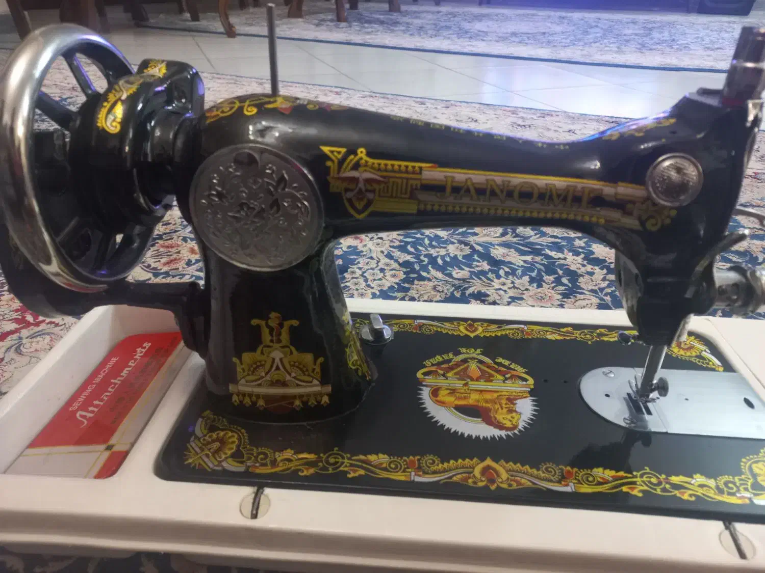 چرخ خیاطی ژانومه|چرخ خیاطی و ریسندگی|تنکابن, |دیوار