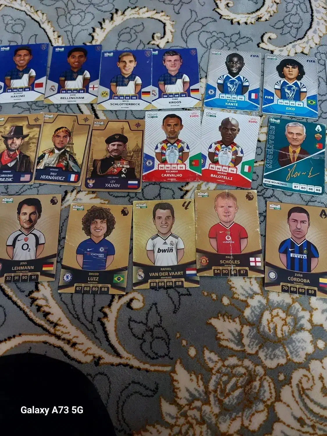 کیمدی فروشی|کلکسیون و سرگرمی|مشهد, شهرک مهرگان|دیوار