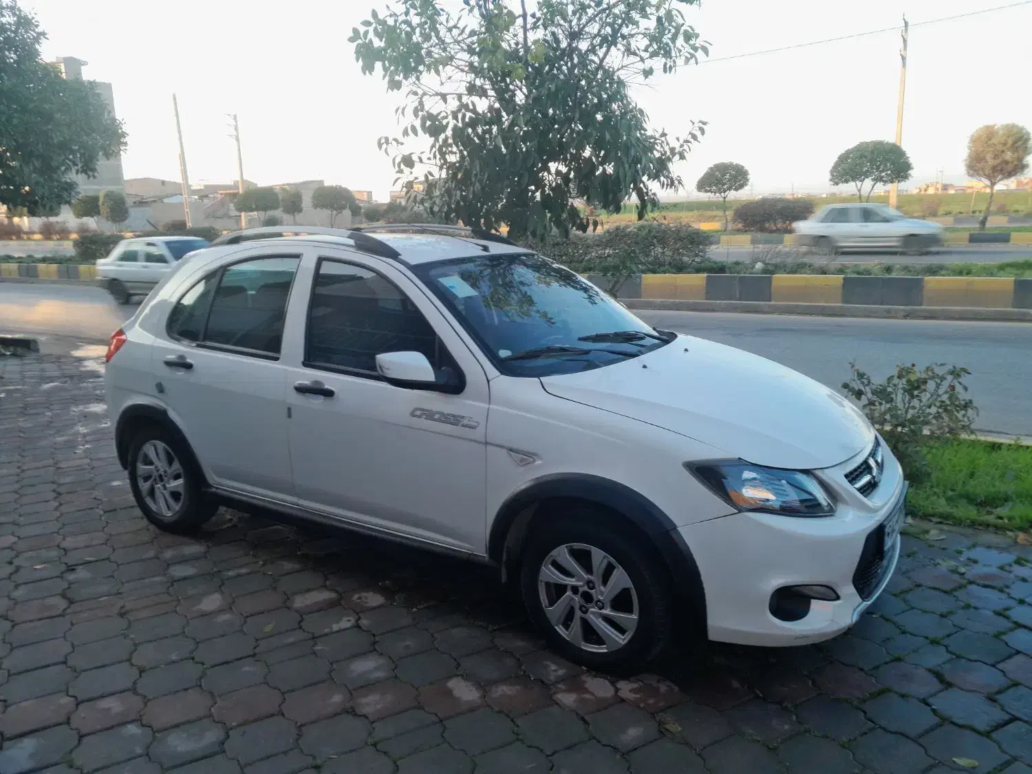 کوییک ۱۴۰۰|خودرو سواری و وانت|گرگان, |دیوار