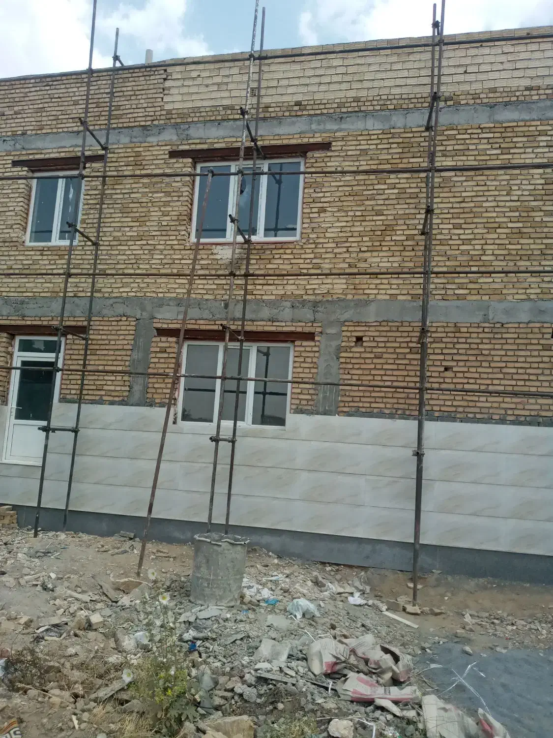 داربست فلزی حافظ اجاره چرخ و تخته|خدمات پیشه و مهارت|همدان, |دیوار