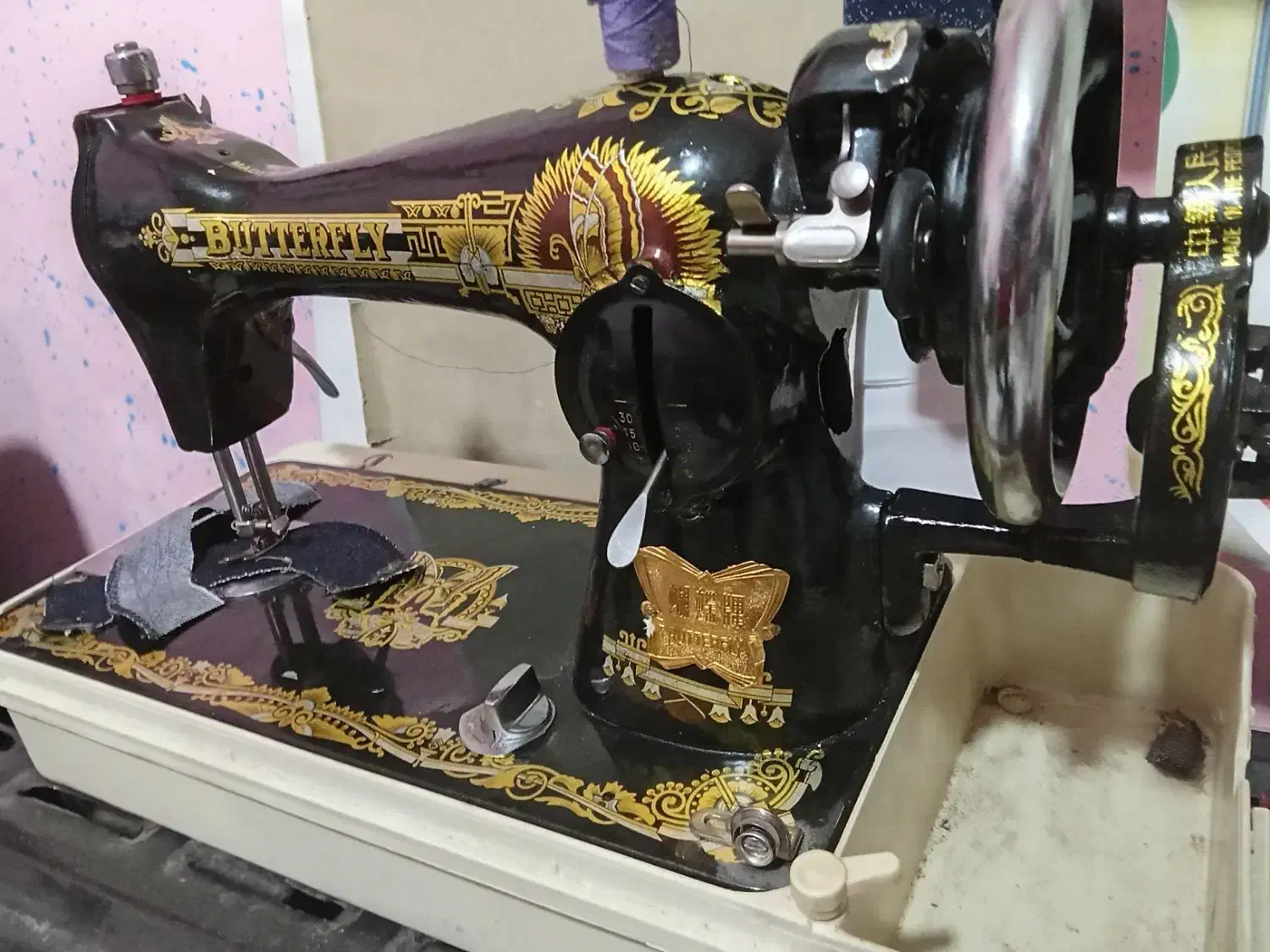 جرح خیاطی|چرخ خیاطی و ریسندگی|اردبیل, |دیوار