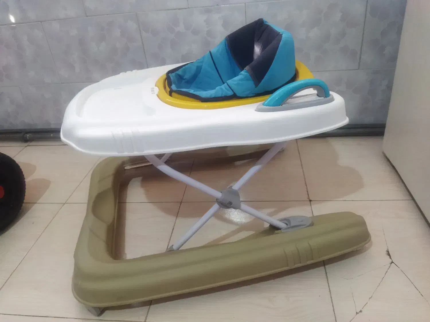 روروک دلیجان سالم بدون  شکستگی|اسباب‌بازی بچه|محمدیه-قزوین, |دیوار