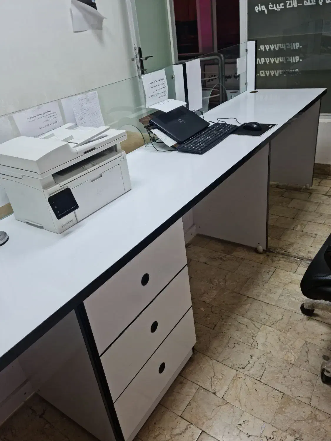 میز پیشخوان و نیمکت در حد|فروشگاه و مغازه|اردبیل, |دیوار