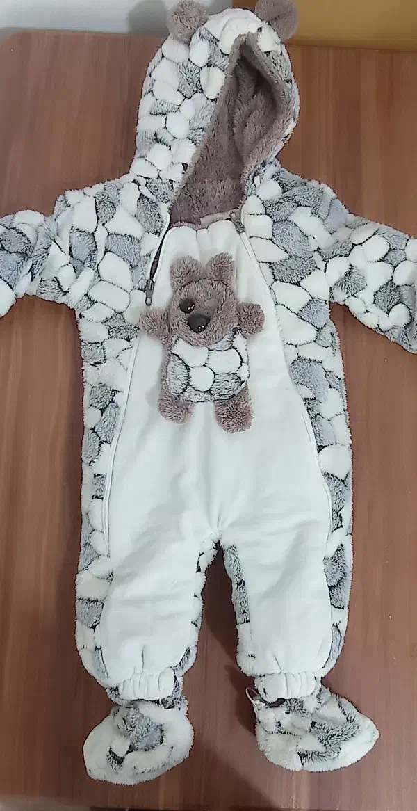 دو عدد سرهمی|کفش و لباس بچه|اسدآباد, |دیوار