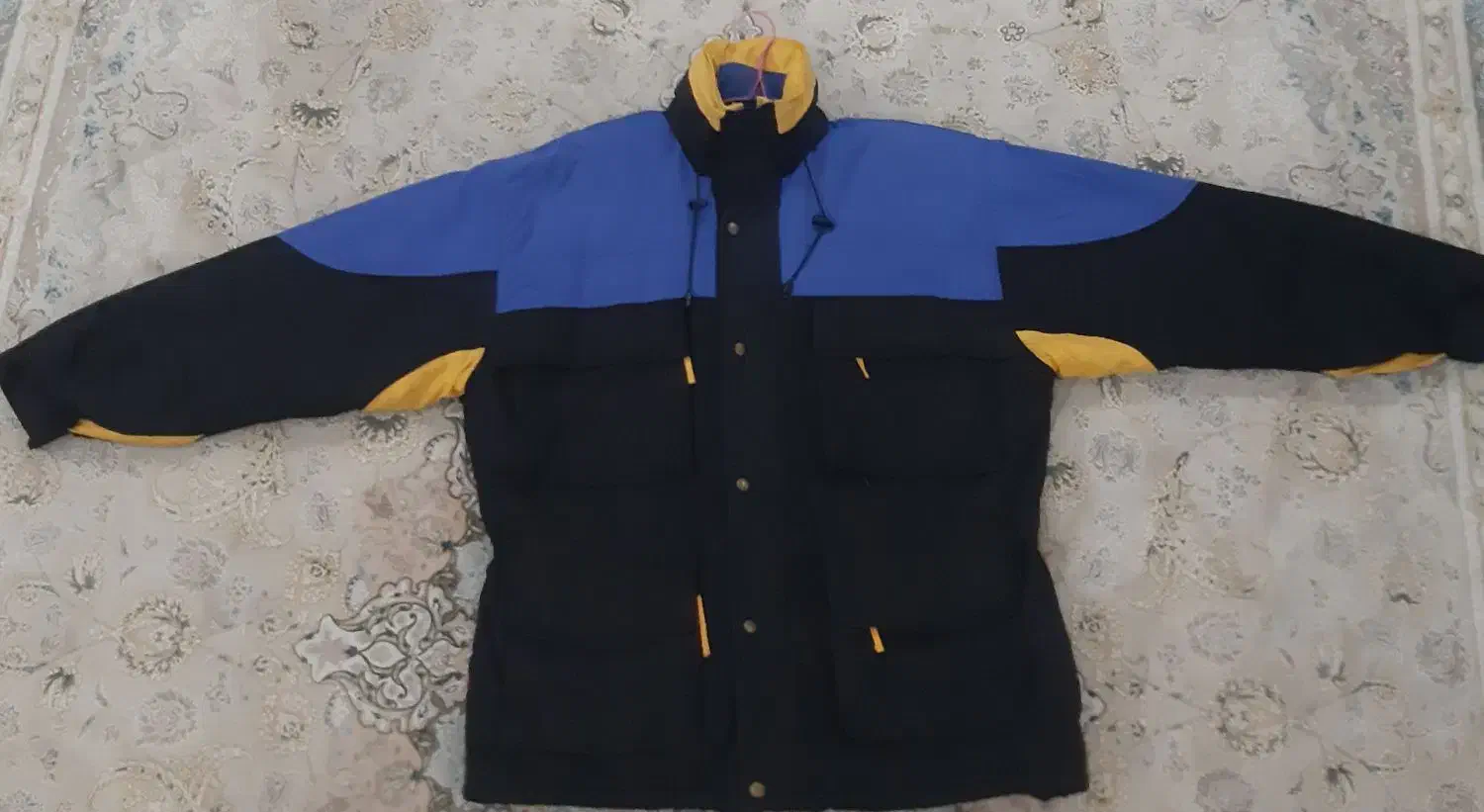 کاپشن خارجی سالم|ورزش‌های زمستانی|تهران, مجیدآباد|دیوار