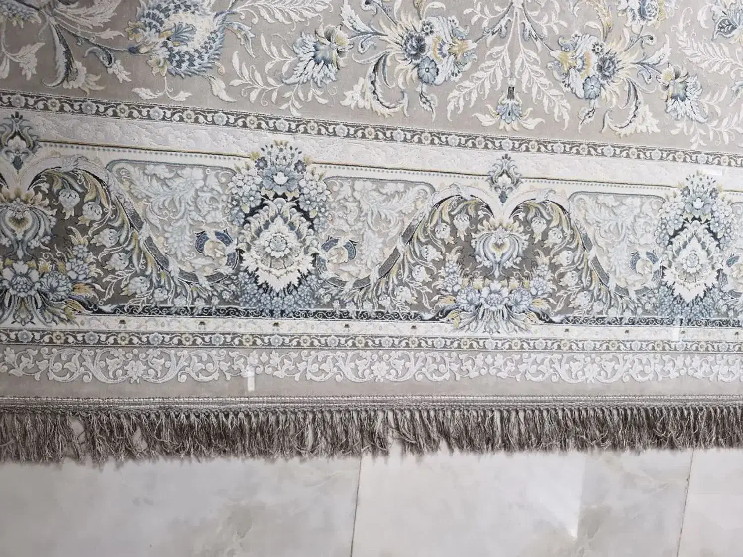 فرش ۹متری ۱۲۰۰ شانه گل برجسته قیطران ۲عددی|فرش|آستانه سرا, |دیوار