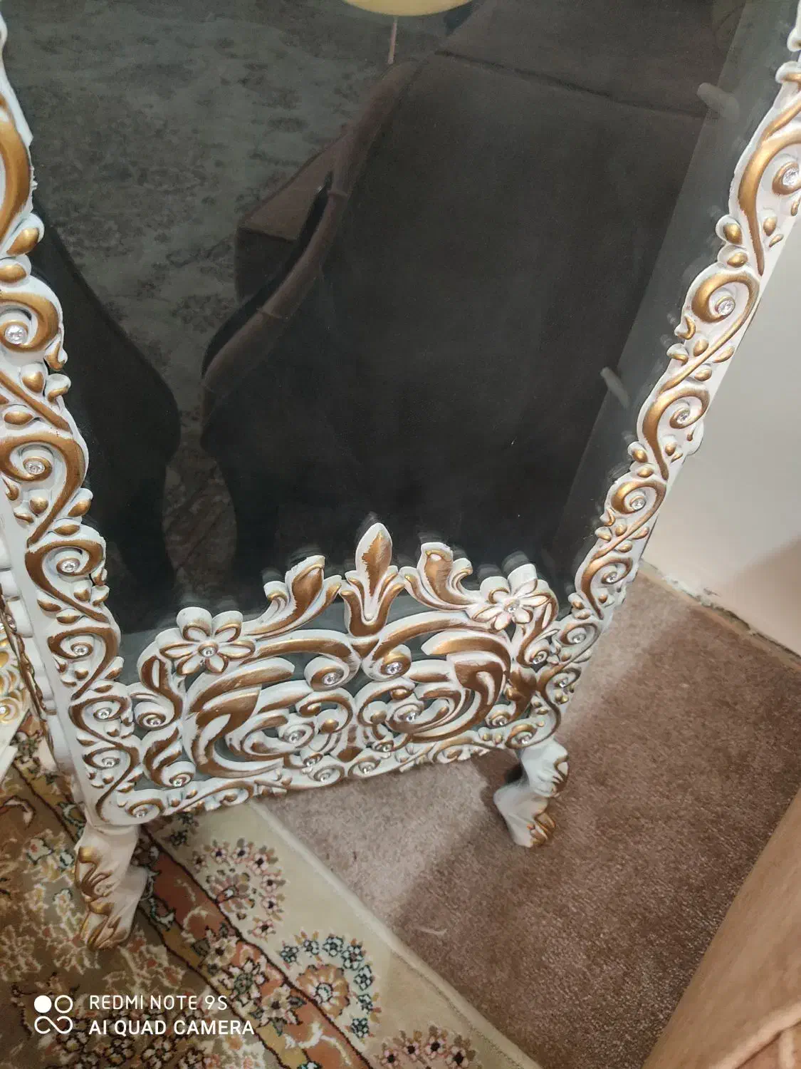 ساعت ایستاده کاملا سالم.قیمت هفتصد هزار تومن.|ساعت دیواری و تزئینی|ایذه, |دیوار