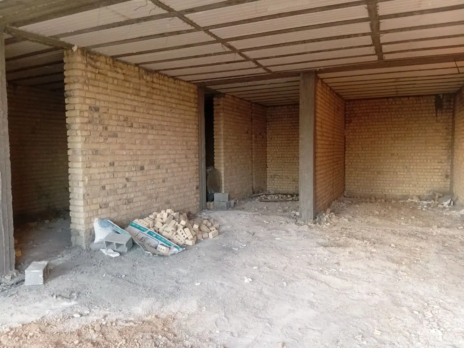 فروش اسکلت ۲۰۰متری|فروش خانه و ویلا|مرودشت, الماس آباد|دیوار