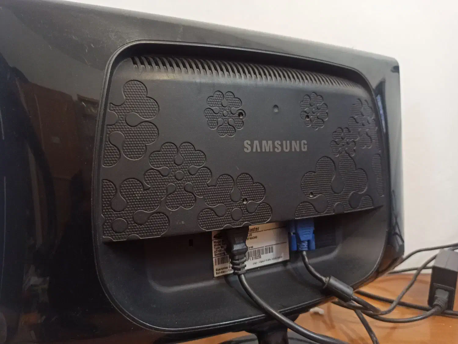 مانیتور سامسونگ 19|قطعات و لوازم جانبی رایانه|قم, دورشهر|دیوار