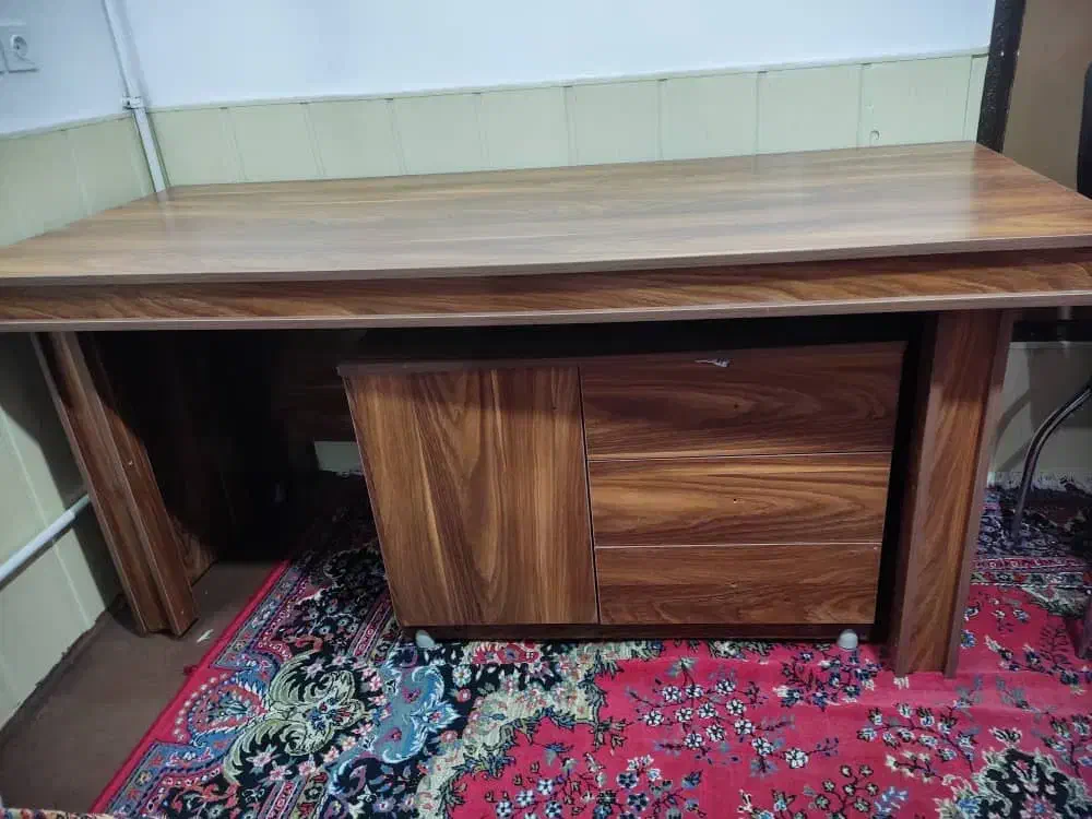 میز مدیریت|مبلمان اداری|فیروزکوه, |دیوار