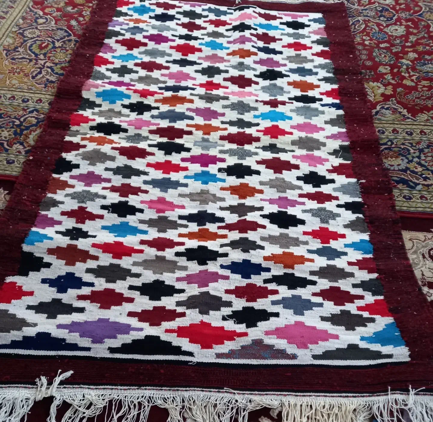 فروش انواع گلیم|گلیم، جاجیم، گبه|سرایان, |دیوار