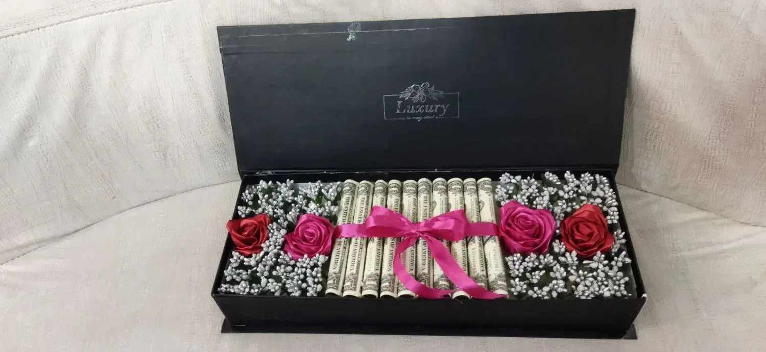 گل روبانی|گل مصنوعی|خوی, |دیوار