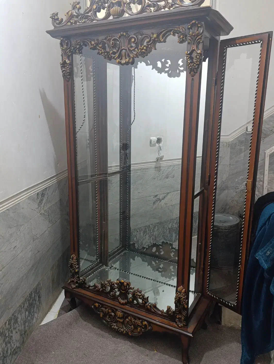 ویترین درحدنو|بوفه، ویترین، کنسول|گلپایگان, |دیوار