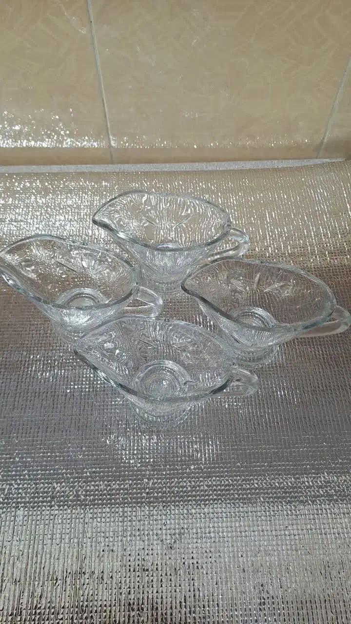 سس خوری بلور و نو بدون شکستگی|ظروف سرو و پذیرایی|قم, شهرک قدس|دیوار