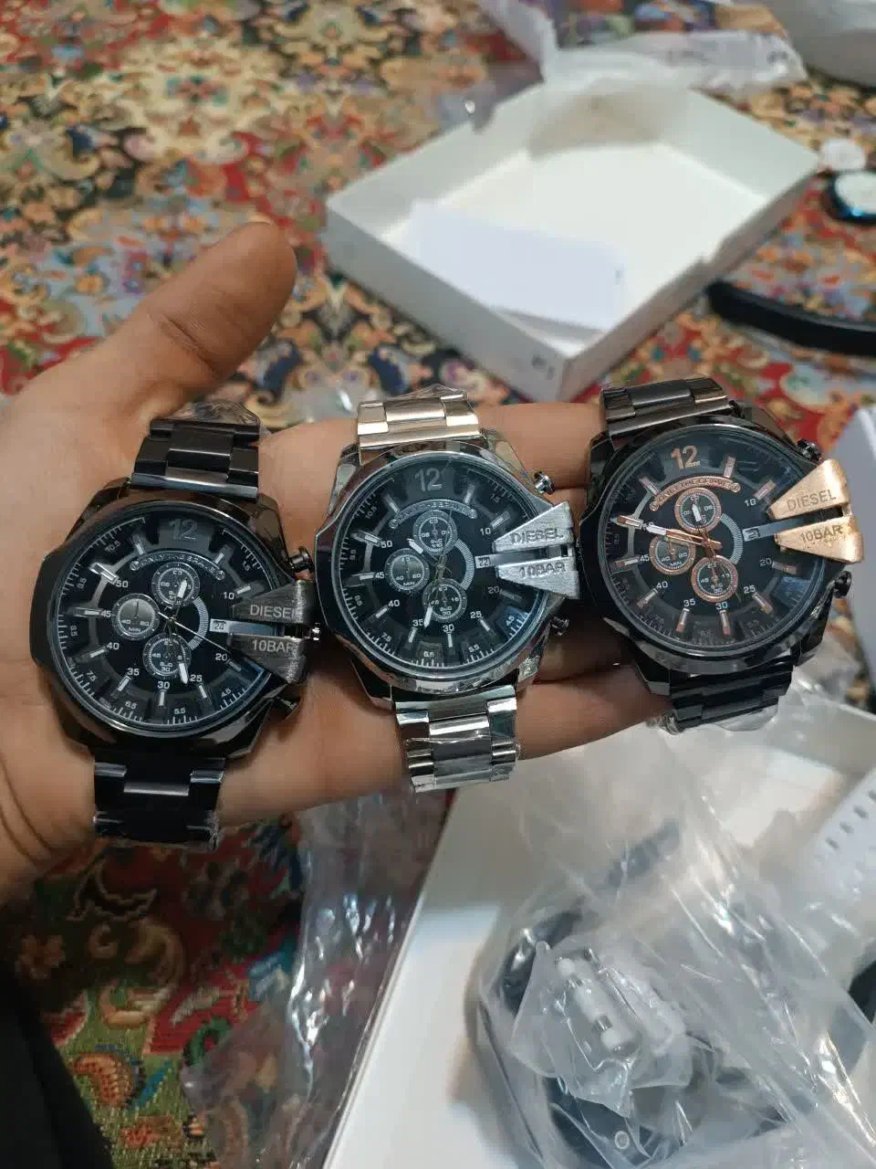 ساعتهای متنوع با جنس خوب|ساعت|شهرضا, |دیوار