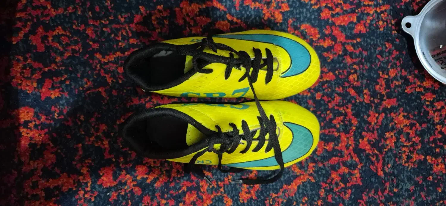 کفش ورزشی|کیف، کفش، کمربند|اهواز, سپیدار|دیوار