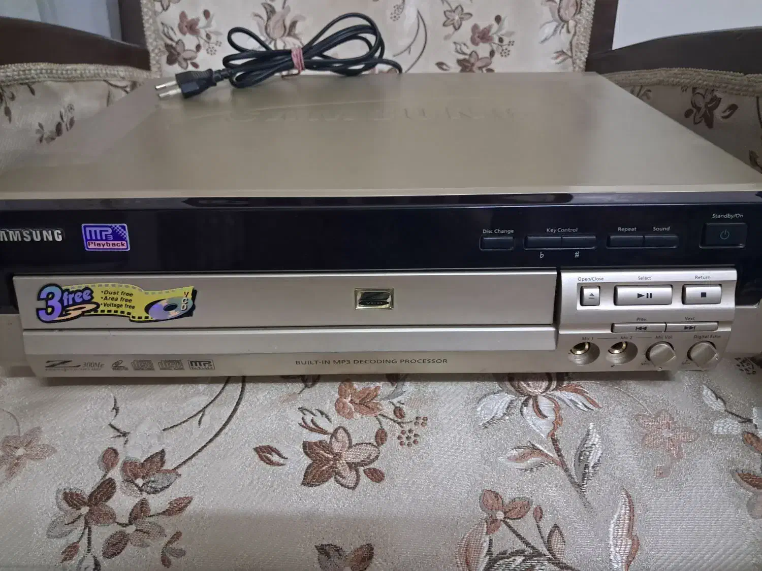 دستگاه VCD پلیر سامسونگ سه دیسک|پخش‌کننده DVD و ویدیو|تهران, خزانه|دیوار