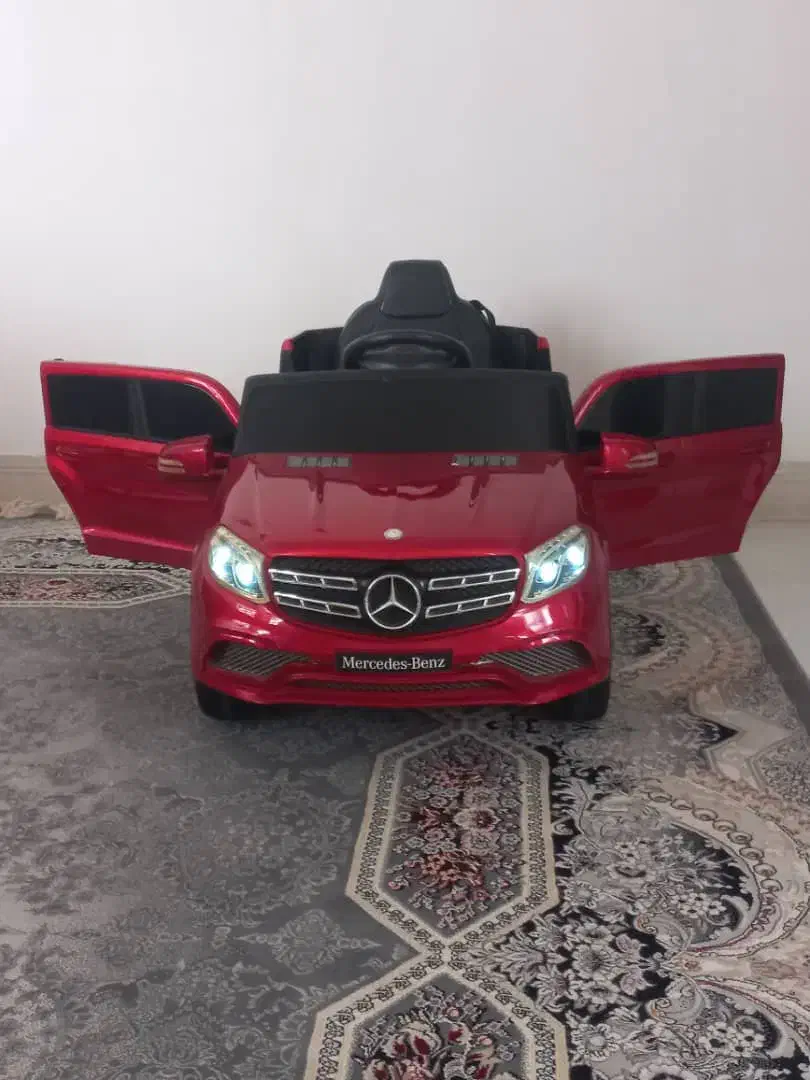 ماشین شارژی نو مناسب سیسمونی چک یک ماهه قبول میکنم|اسباب‌بازی بچه|شاهین‌شهر, گرگاب|دیوار