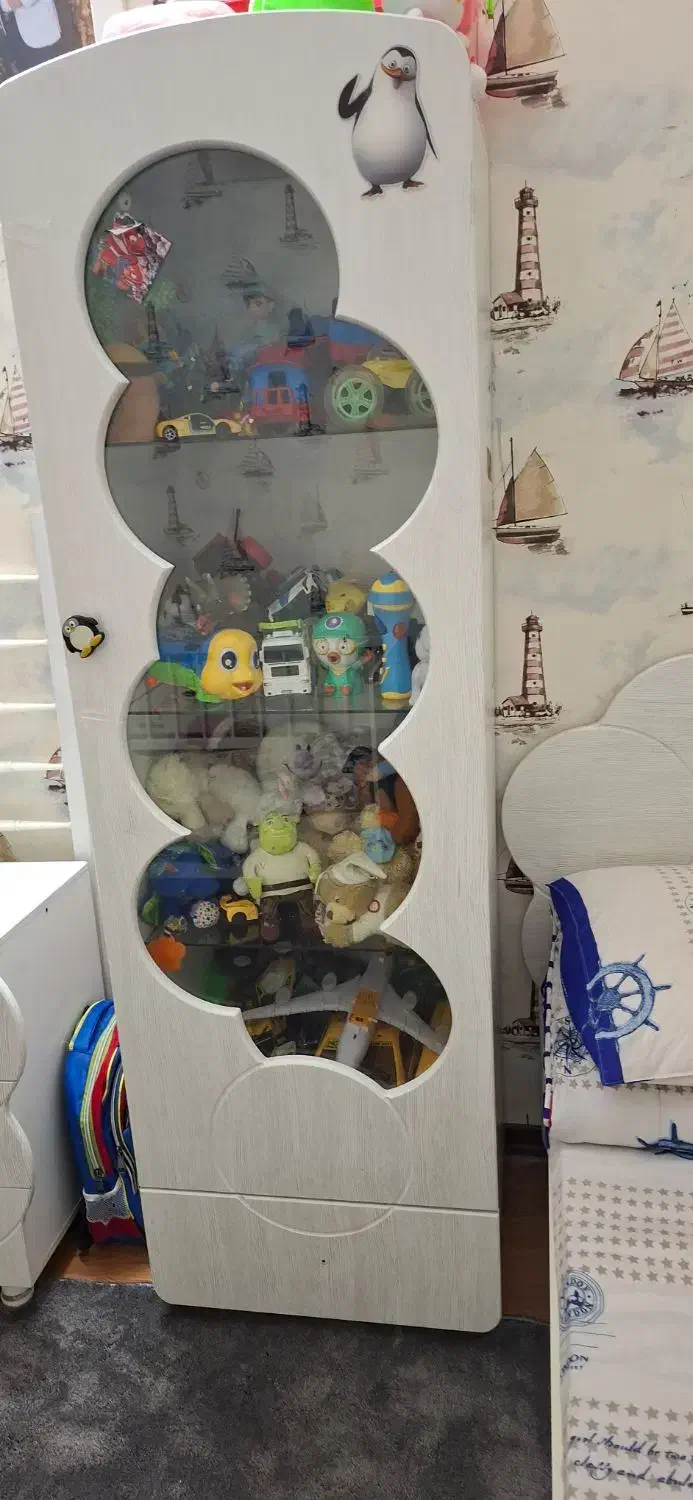 سرویس تخت وکمد نوجوان|تخت و سرویس خواب|مشهد, هفت تیر (نه دره)|دیوار