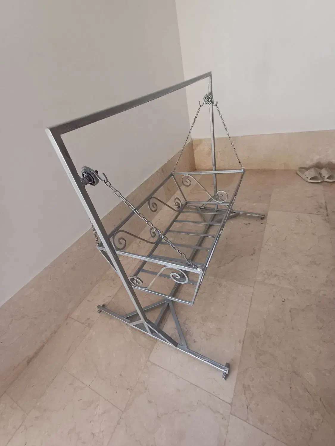 گهواره اهنی|اسباب و اثاث بچه|بجنورد, |دیوار