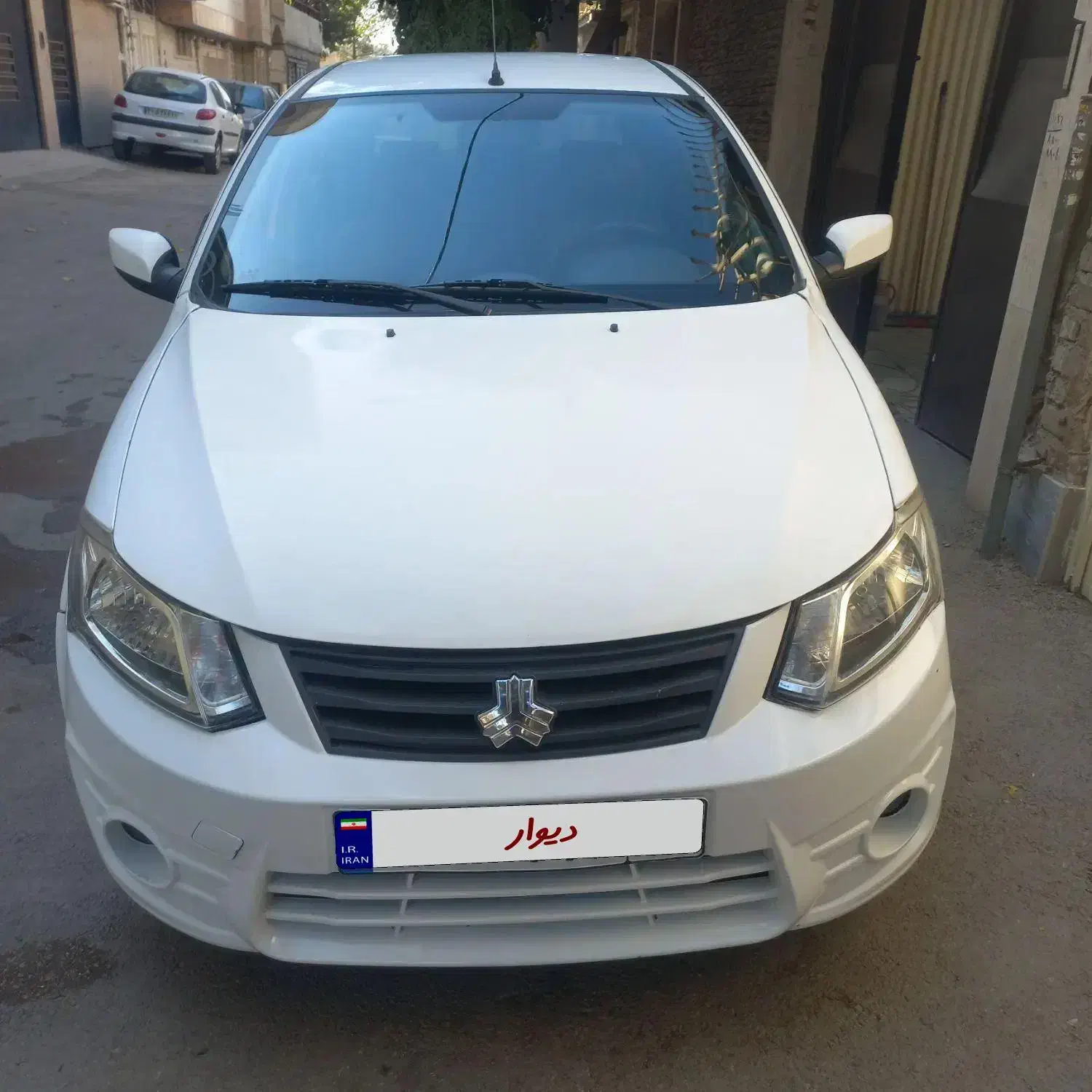 ساینا مدل۹۷سفید فول|خودرو سواری و وانت|اصفهان, شهرک مهدیه|دیوار