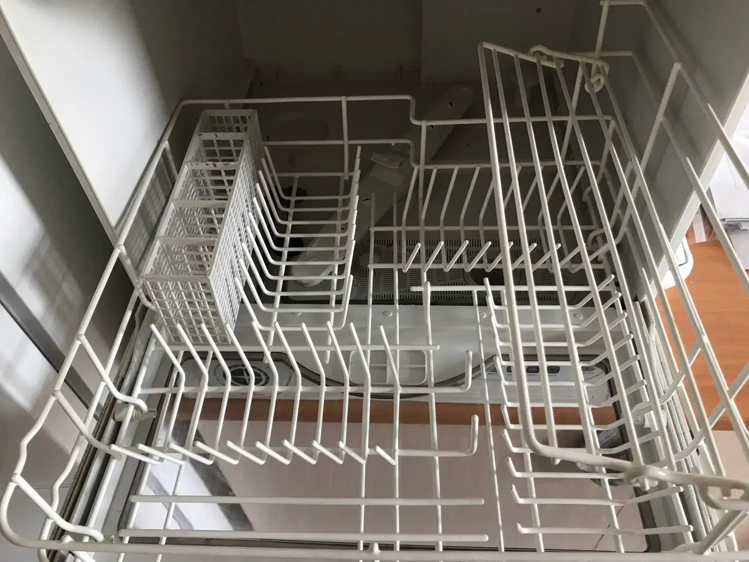 ماشین ظرفشویی رومیزی|ماشین ظرفشویی|سهند, |دیوار