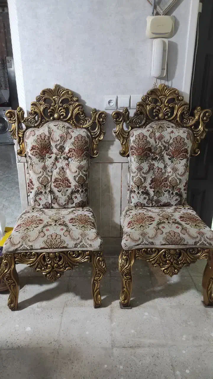 مبل سلطنتی|مبلمان خانگی و میز عسلی|شیراز, کوشک میدان|دیوار