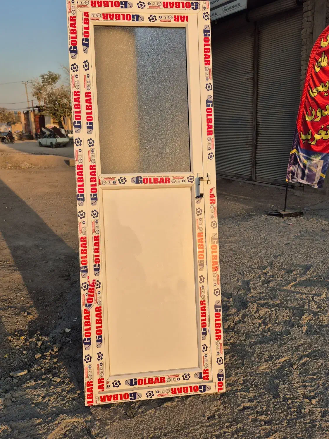 درب آلومینیوم سرویسی باکیفیت وقیمت مناسب|مصالح و تجهیزات ساختمان|خمینیشهر, |دیوار