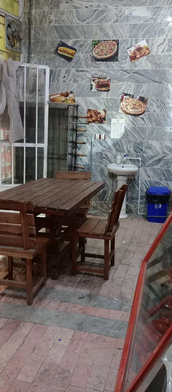 واگذاری فست فود با دخل ثابت فقط70 میلیون|اجارهٔ مغازه و غرفه|مشهد, نوده|دیوار