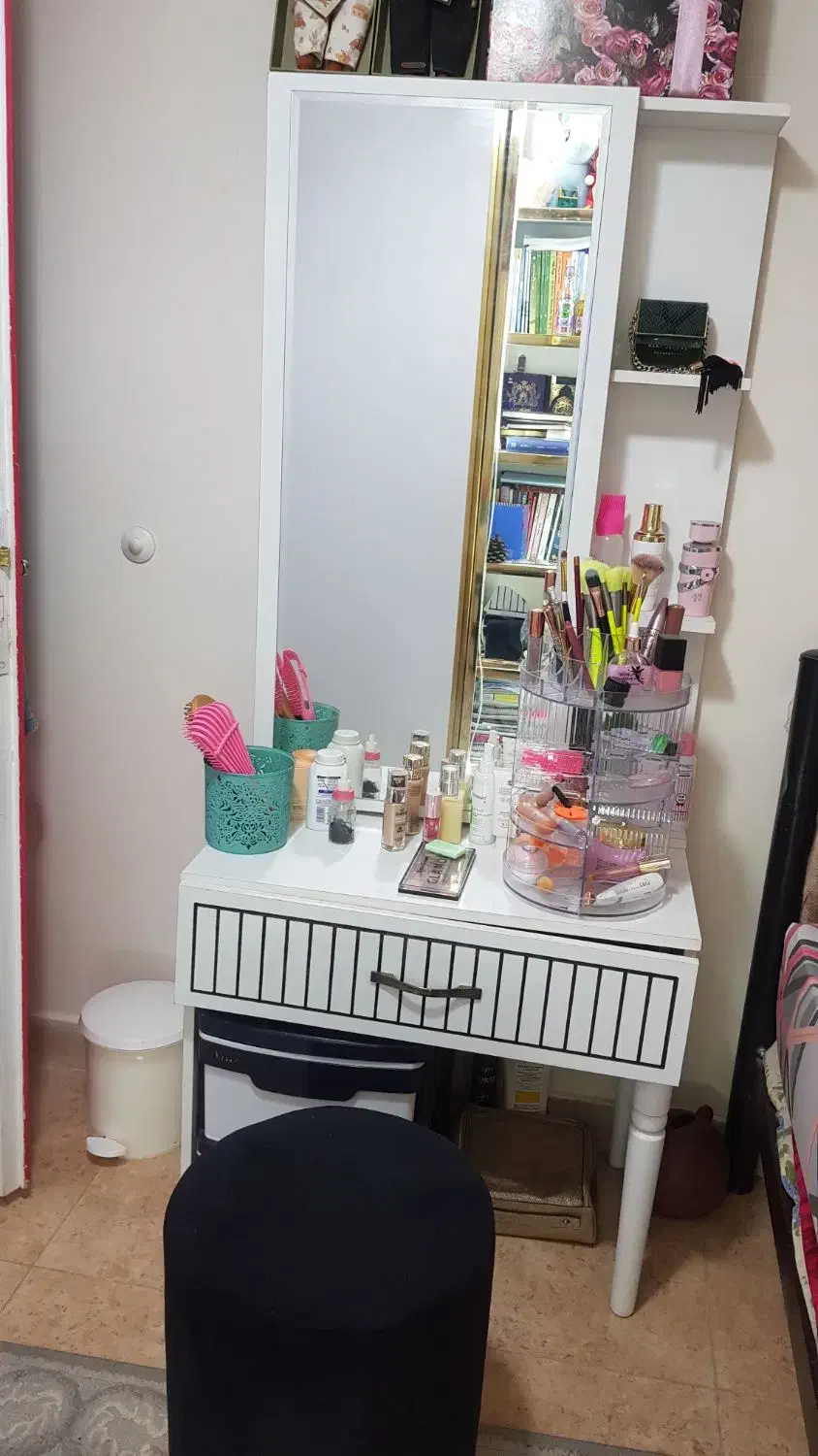 میز ارایش ایینه دار|مبلمان خانگی و میز عسلی|الوند, |دیوار