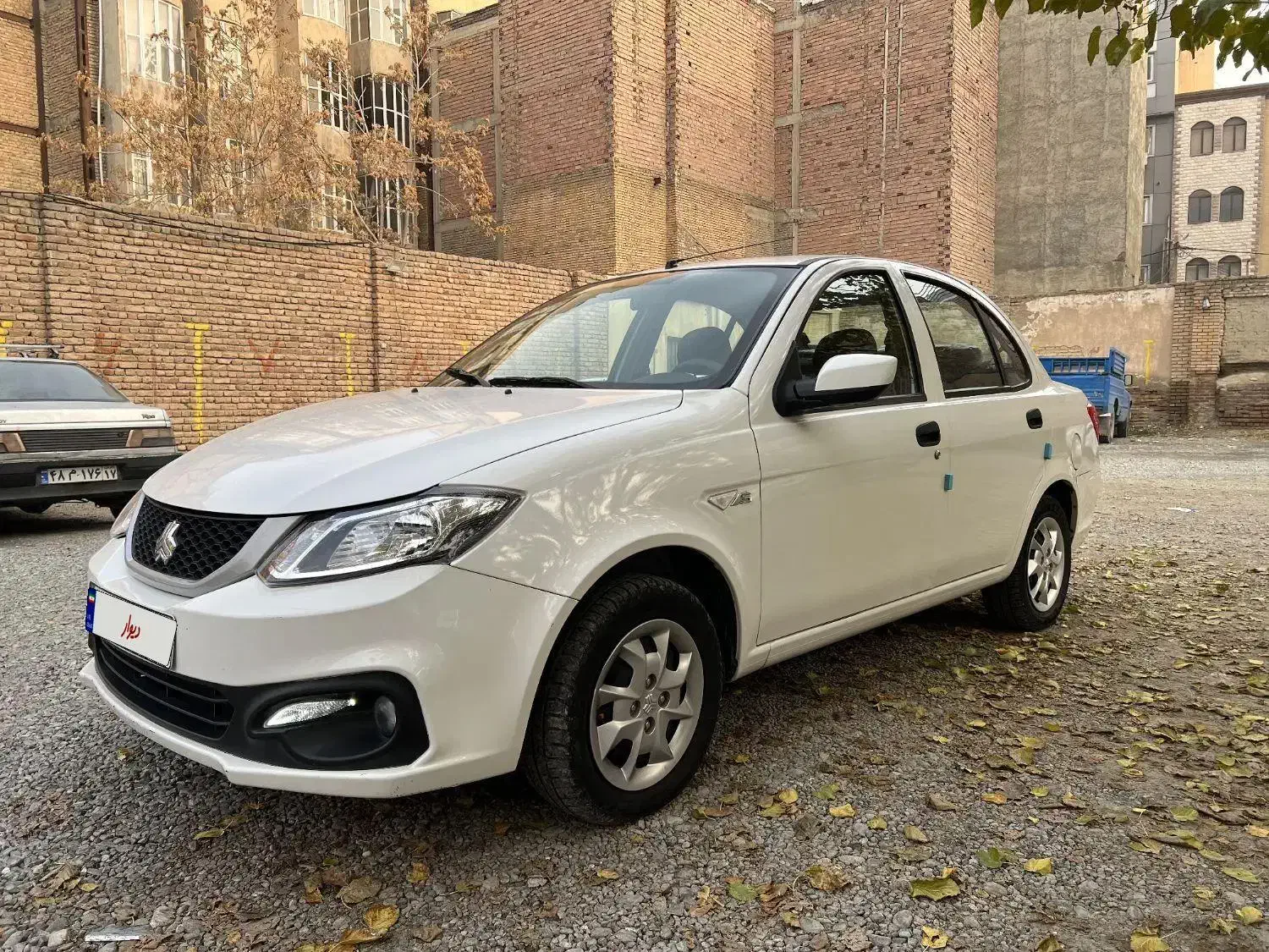 ساینا s1401گارانتی فعال بدون رنگ کم کار|خودرو سواری و وانت|ارومیه, |دیوار