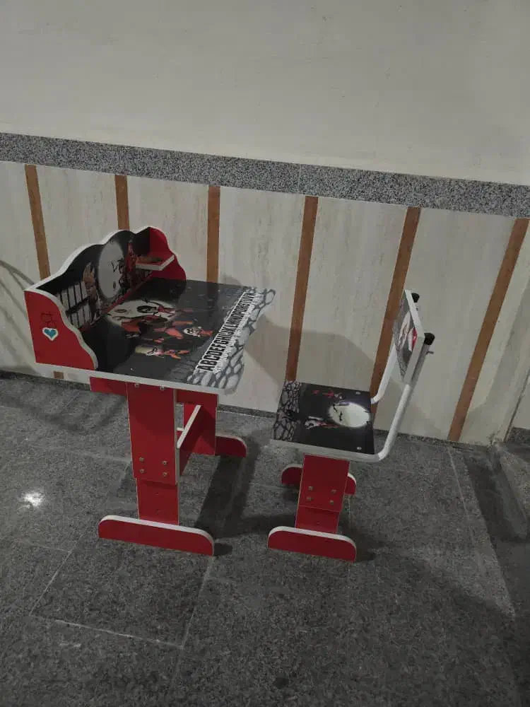 میز و صندلی دانش آموزی|میز تحریر و کامپیوتر|ماکو, |دیوار