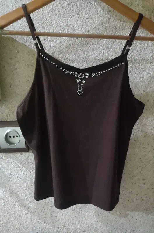 کت و دامن|لباس|رشت, پیرسرا|دیوار