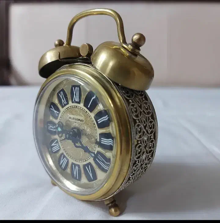 ساعت|ساعت|تربت جام, شهرک آزادگان|دیوار