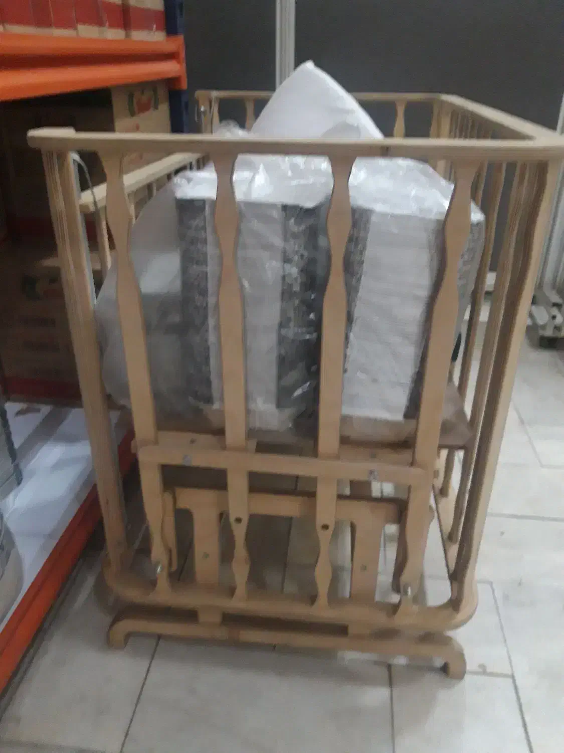 تخت خواب بچه گهواره ای نو|اسباب و اثاث بچه|ری, صالحآباد شرقی|دیوار