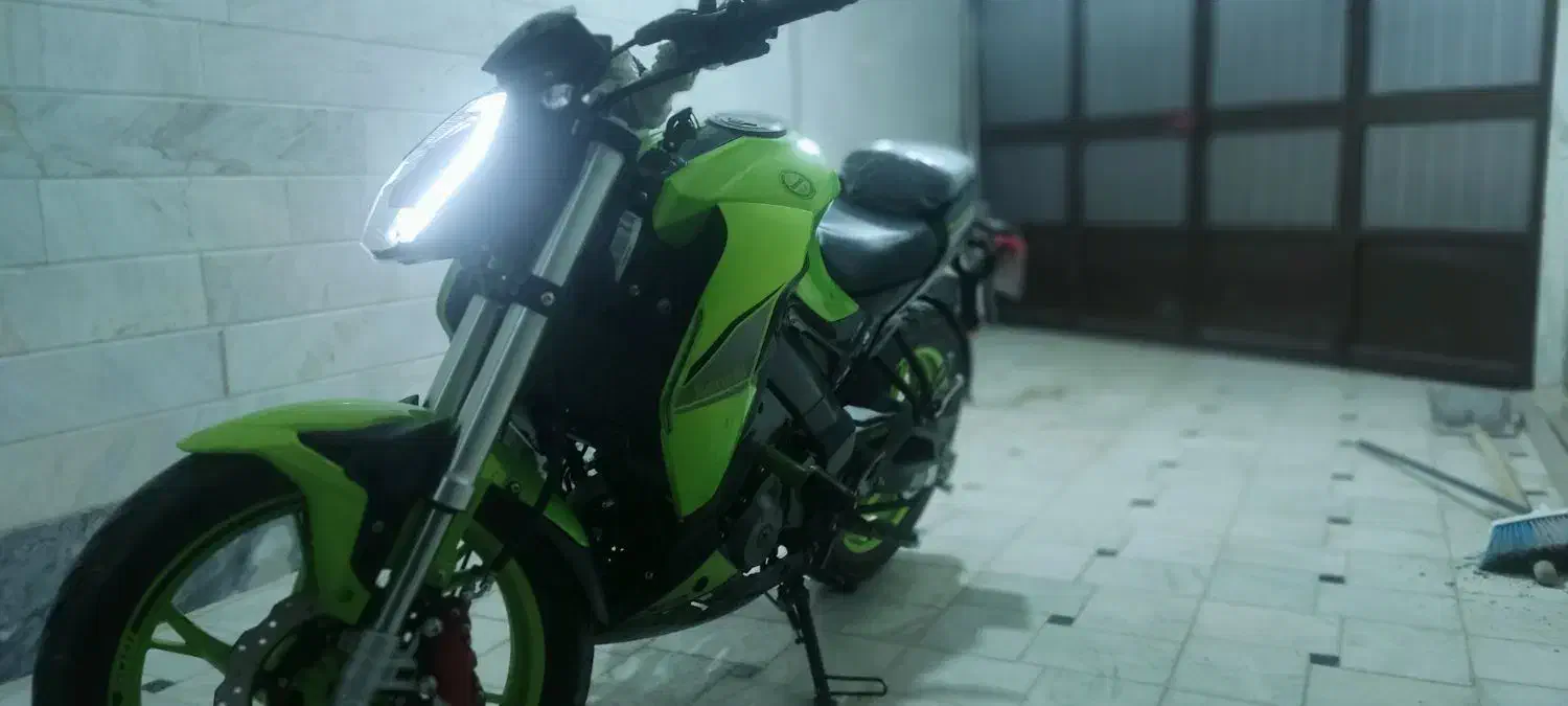 بنلی 180|موتورسیکلت|قم, ولیعصر|دیوار