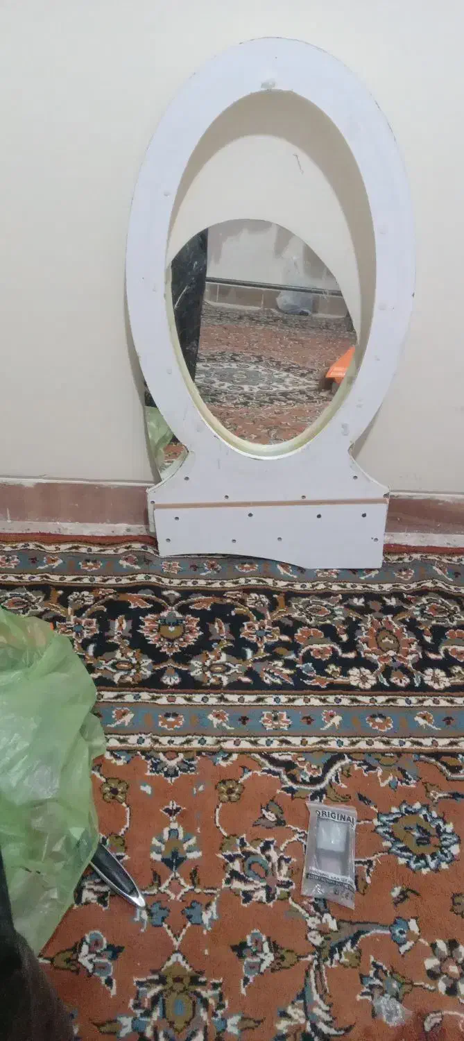 اینه|آینه|شیراز, صاحب الزمان|دیوار