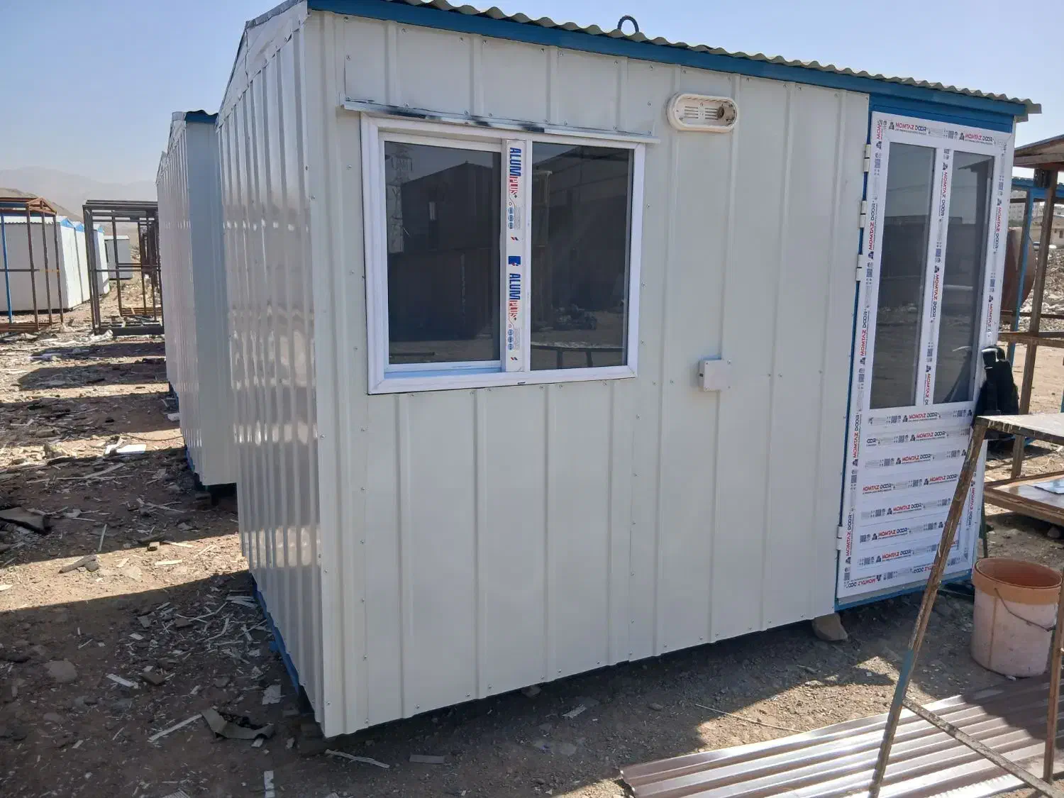 دپو کانکس احمدی|مصالح و تجهیزات ساختمان|رشت, آتشگاه|دیوار