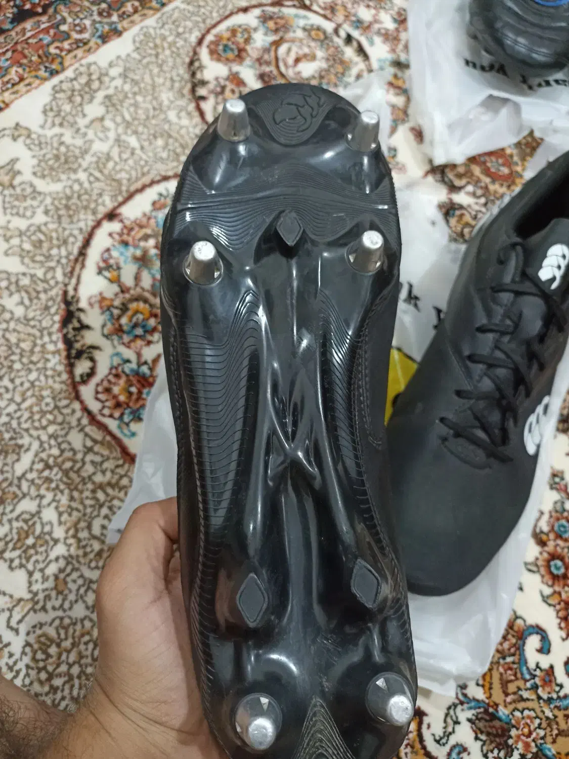 کفش استوک میخی چمن اصلی|کیف، کفش، کمربند|تهران, بهارستان|دیوار