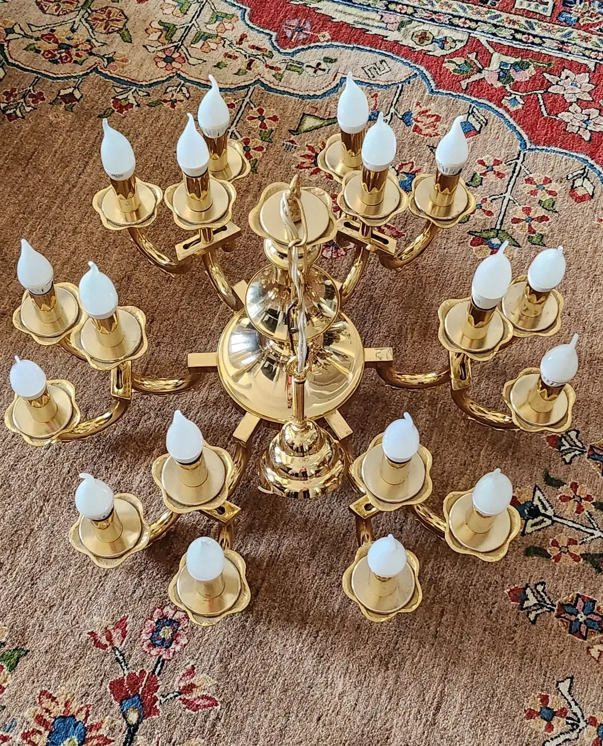 لوستر برنز رنگ ثابت، ۱۸ شاخه، با لامپ های کم مصرف|لوستر و چراغ آویز|تهران, ارم|دیوار