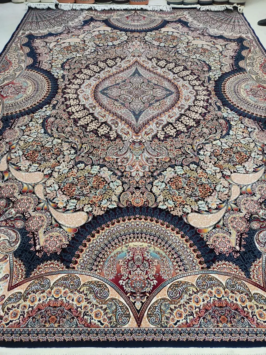 فروشگاه عرفانی)۲عدد۱۲ مترزمردمشهد۷۰۰شانه تراکم2550|فرش|مشهد, حجاب (شهرک غرب)|دیوار