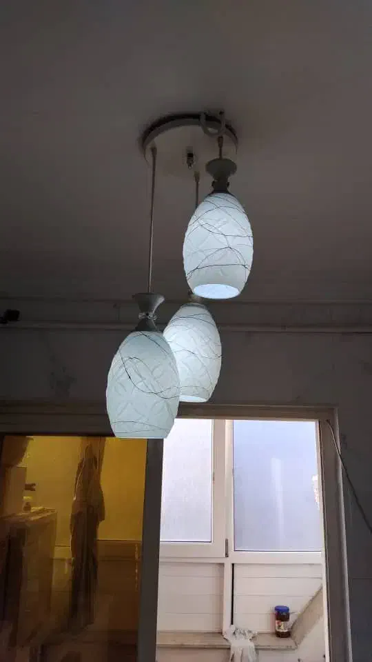 لوستر سالم و بدون شکستگی|لوستر و چراغ آویز|گرگان, |دیوار