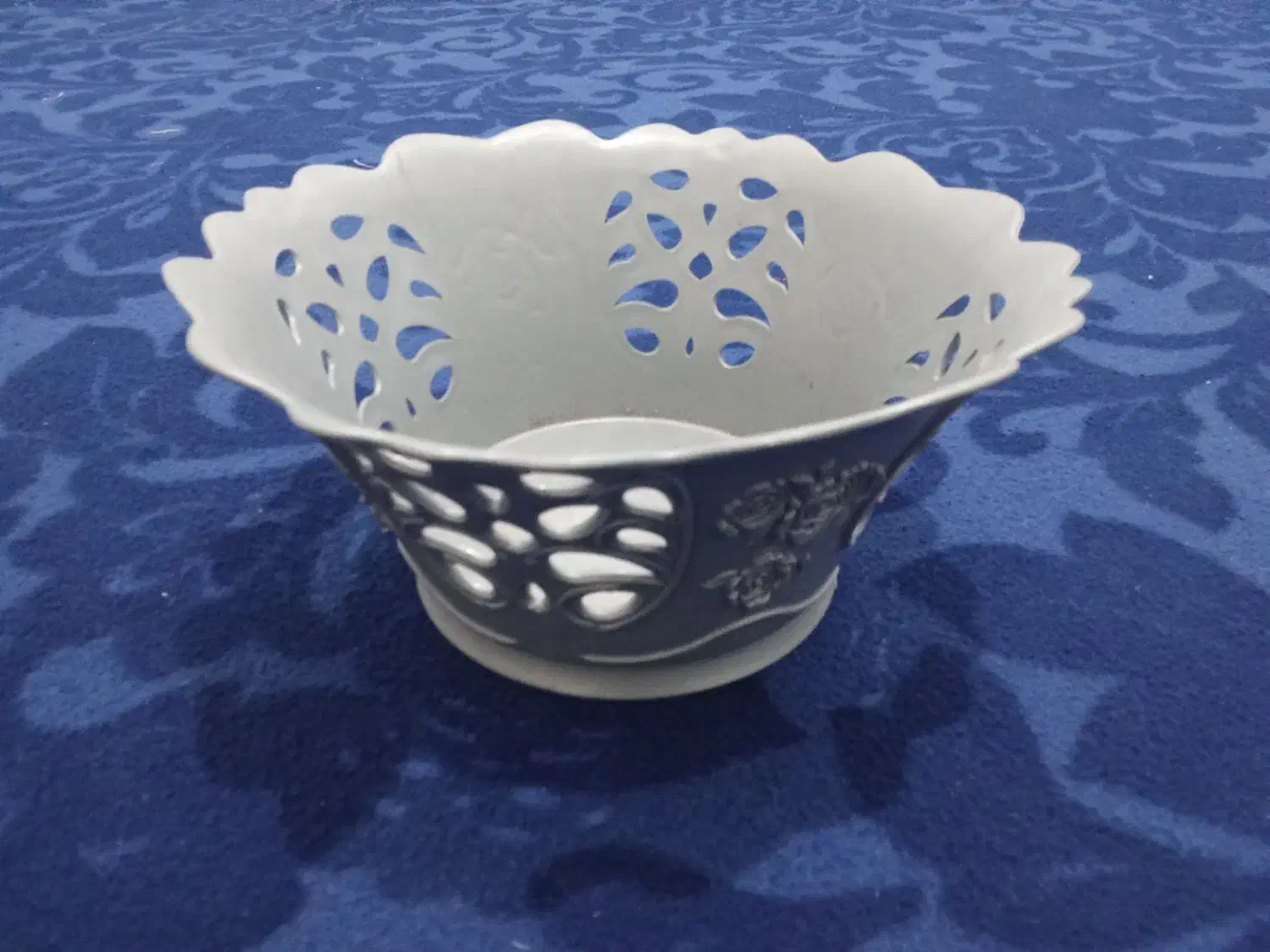 مقداری لوازم پلاسکو ب قیمت فاکتور|ظروف نگهدارنده، پلاستیکی، یک‌بارمصرف|دورود, |دیوار