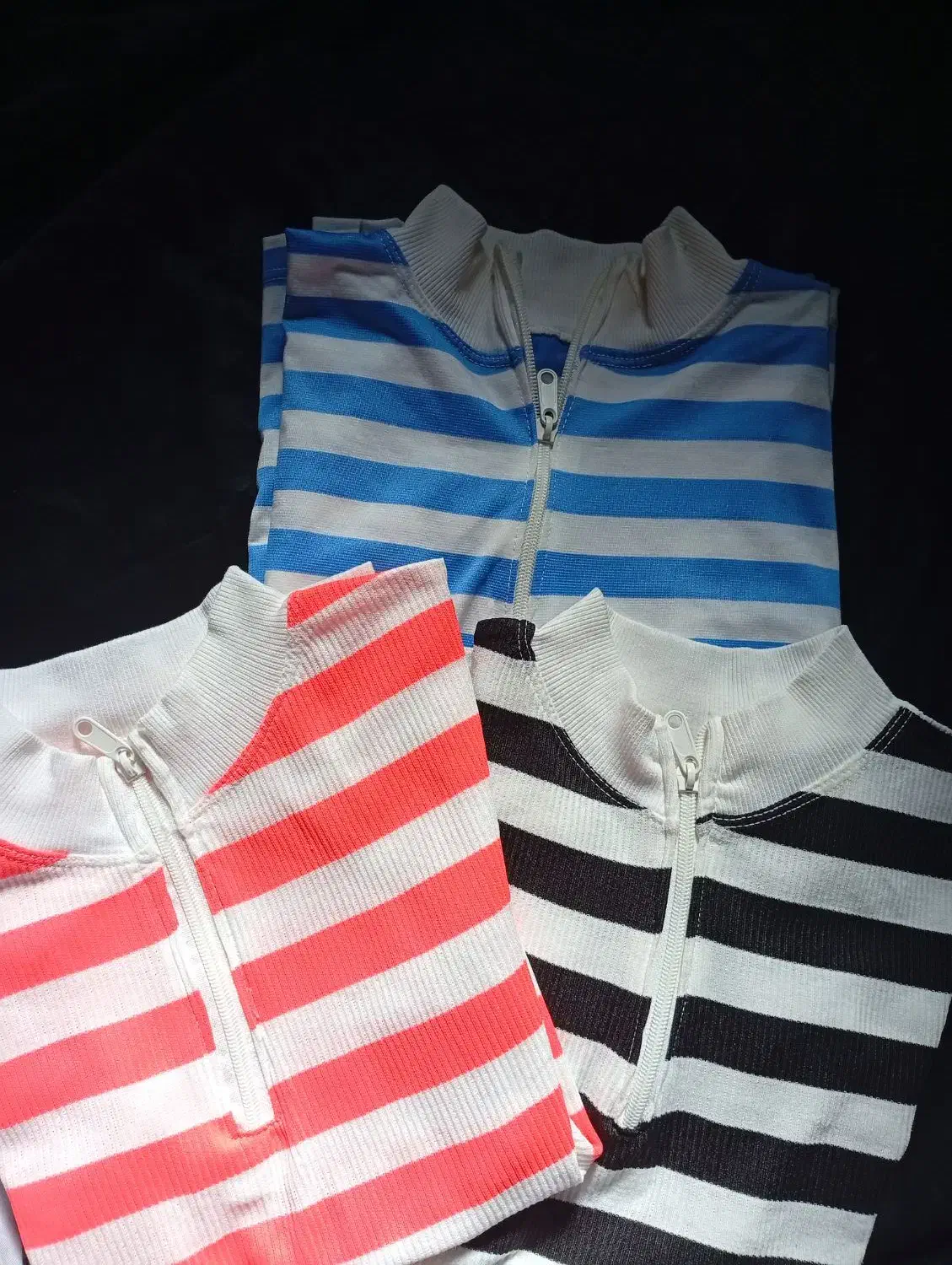 کراپ نیم زیپ|لباس|بیرجند, |دیوار