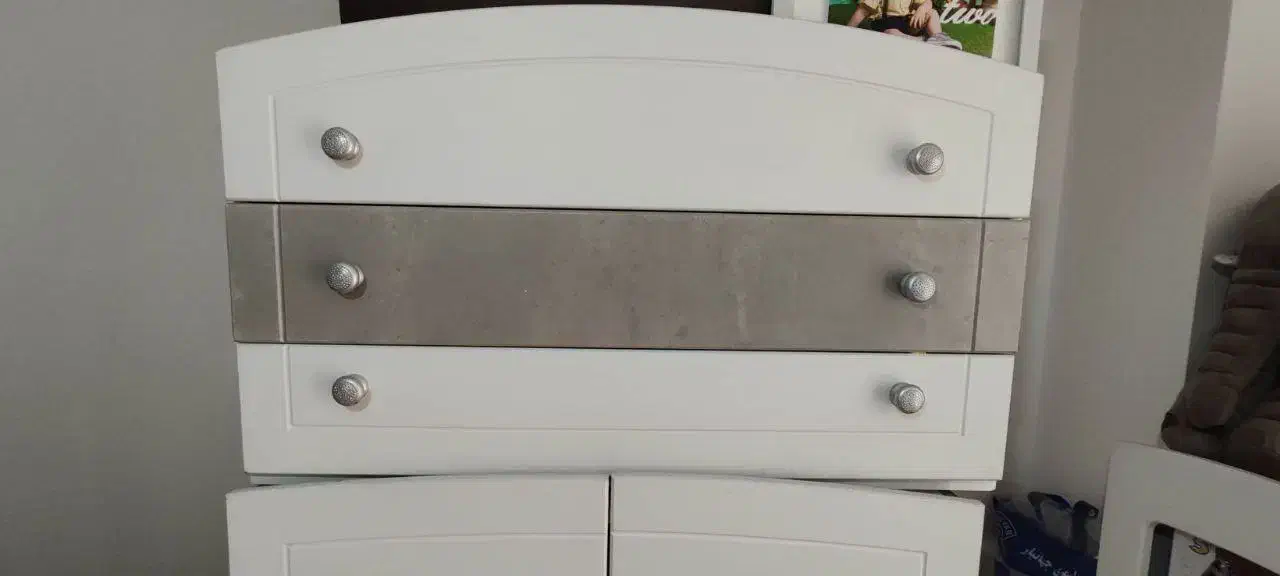 تخت ک کمد سرویس|تخت و سرویس خواب|چهاردانگه (تهران), |دیوار