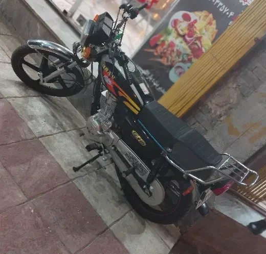 موتور سیکلت انژکتور مدل 1402رنگ سیاه|موتورسیکلت|بندرعباس, |دیوار